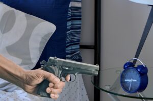 朝スッキリ起きるための効果的な方法は？