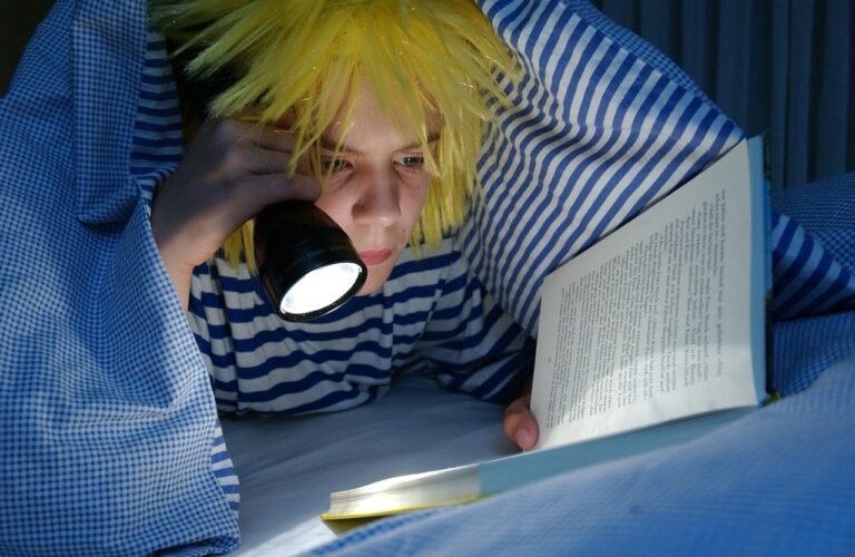 重い布団で眠れる効果は本当にあるの？